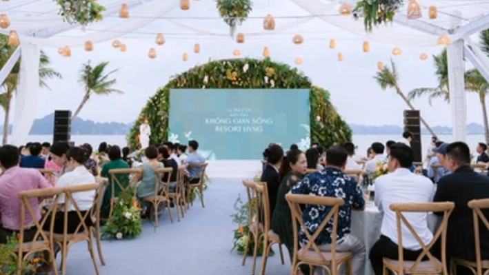 "Bữa tiệc cảm xúc" mang tên Sunset Cocktail: Mùa hè bất tận bên vịnh biển
